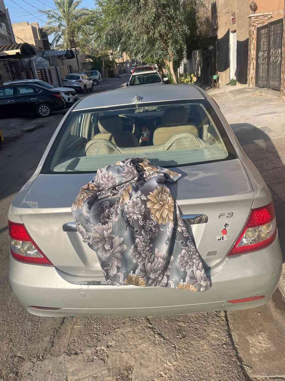 سلام عليكم ورحمة الله وبركاته سياره بي واي دي اف 3 للبيع موديل ١٣ بغداد فقط طخه بلجاملخ الخلفي امامي السعر ٦٠ به مجال هذا رقمي *********** بي واتساب

