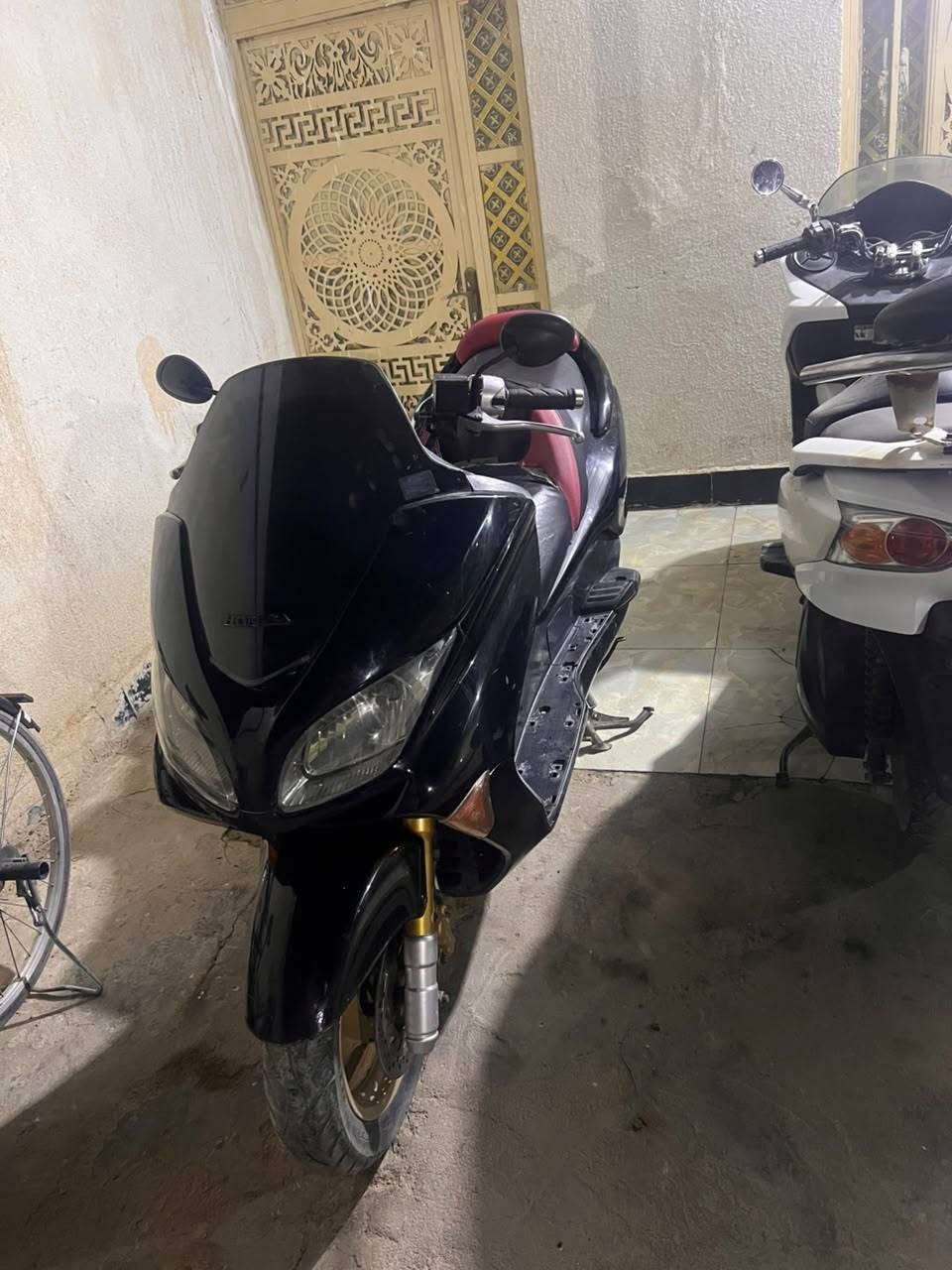 فورزه 09 كرستال للبيع 
مكينه مفتوحه
مكفوله من التنقيص والتبخير
دراجه ناعمه
جويتر ما مصلح رونه ١ ونص بكل وقت
وياله ذهبي
لايت امامي وخلفي كرستال
كفراته ٧٥ بالميه
سعره ٧٠٠  /للتواصل /***********/متوفر واتس اب
مكانه ذي قار

