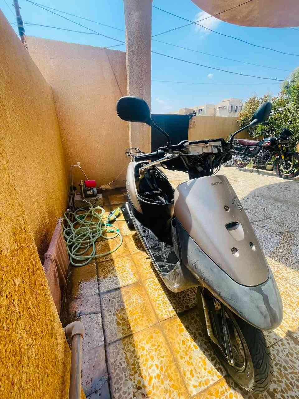للبيع محرك مفتوح اول فتحه ناعم  جاهزه كلها شغاله 
بس الوجه نقصه لايت واشاير 
مكان تكريت
سعرر200 قفل دينار ماينزل
للاستفسار ***********
