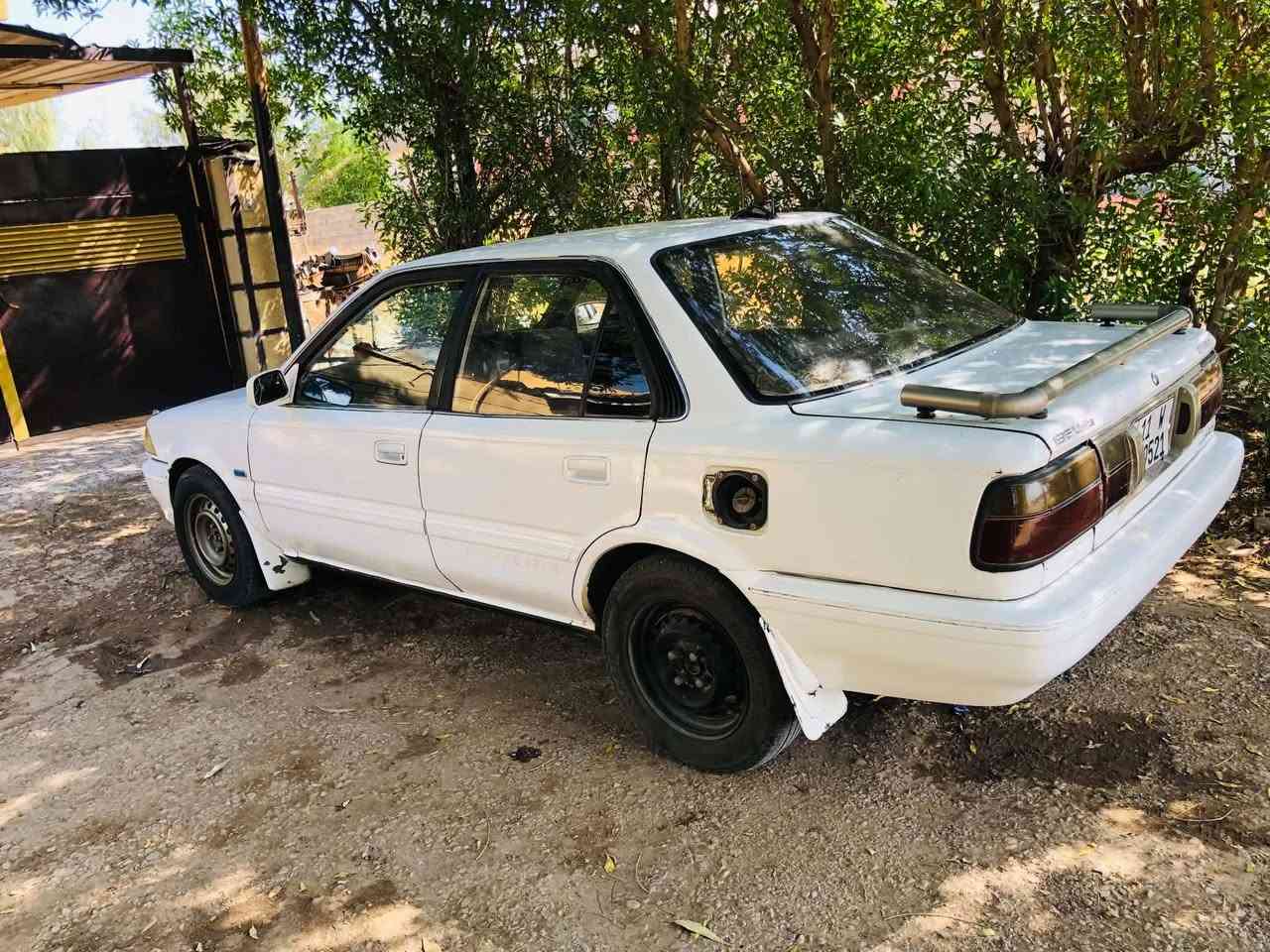كورلا موديل 91 رقم بغداد الجديد
تخم تاير جديد
كير ومكينة شرط الفحص
غرفه نضيفة حيل
صدر خلفي امامي جديد
كهربائيات كلها شغالة 
بلادية لاطخه ولاضربه ولاصبغ 
السعر 37 مكاني ديالى الغالبية
***********

