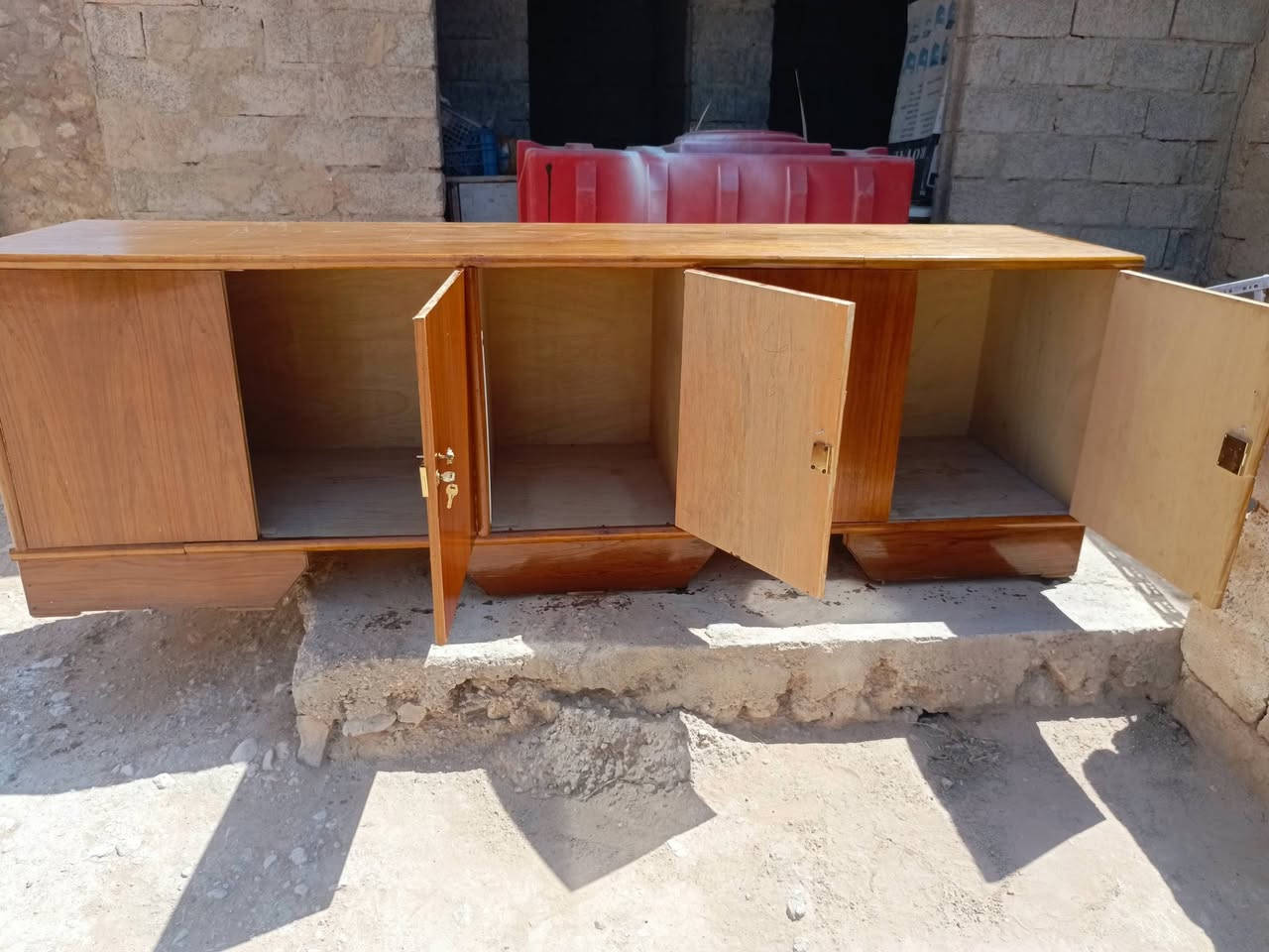 بوفيات للبيع
صاج عراقي حطاطه 
سعر البوفيه 125 وبيهن مجال
بسيط للتواصل خاص او عل الرقم 
***********
متوفر واتس اب📞📲 العنوان الكرابله شارع مدرسه العروبه قرب المعارض
