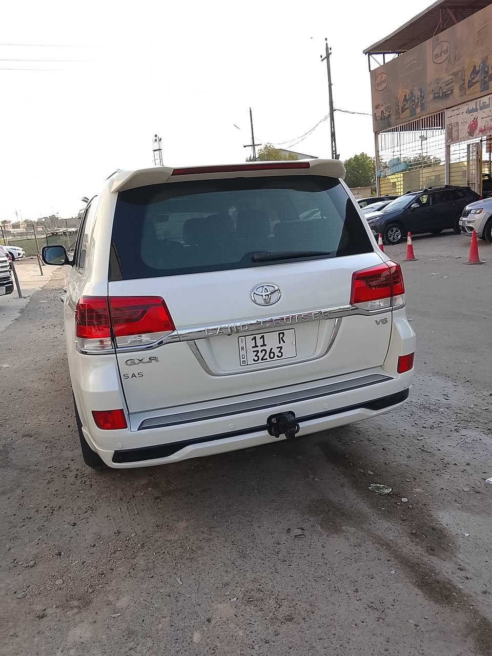 لاندكروز ١٨فول زاز بيه صبغ ربع البنيد كفاله سياره ٤٢ بيع مستعجل شراي خلي يتصل مكاني سيديه  ***********
