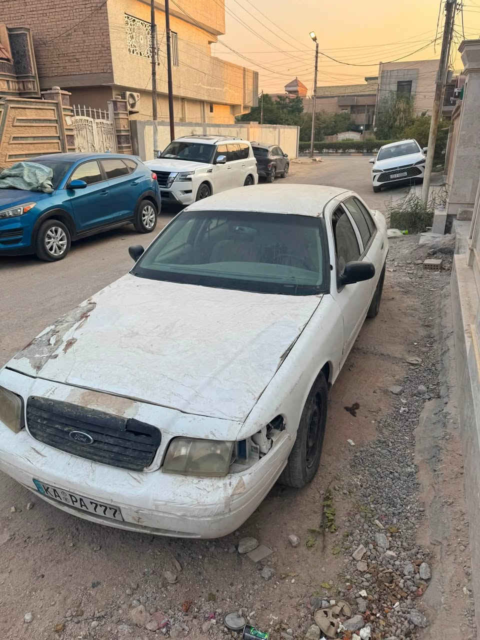 فورد كارون فكتوريا 2007 للبيع
السيارة كير ومكينة حيل نظيفه
كشر يرادله تعمير
داخليه يرادلها حمام وتبديل كم قطعة من الديكورات
حدادية نص عمر
السيارة يرادلها شوية ترتيبات ترجع بلادية
السيارة تعمل وتسير ترايك وين ما يعجبك
السيارة موديل ٢٠٠٧ تجي مدفوعة كمرك ترقيها يكلف ٥٠٠ الف بالزايد 
ترقيمها نجف

مكان السيارة حلة
رقم صاحب السيارة ***********
