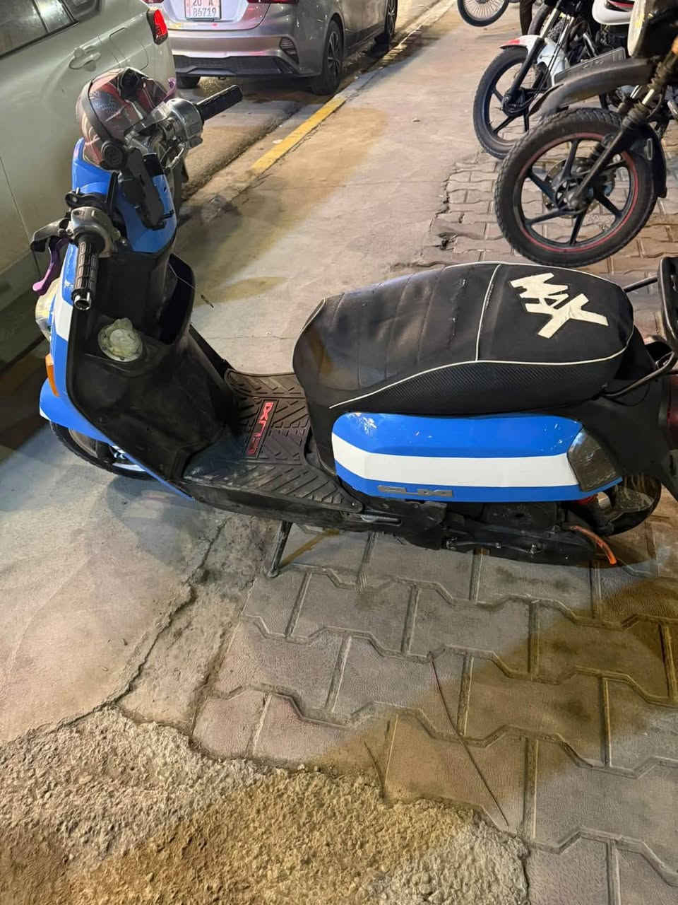 بوليس • معدل • ٤٩