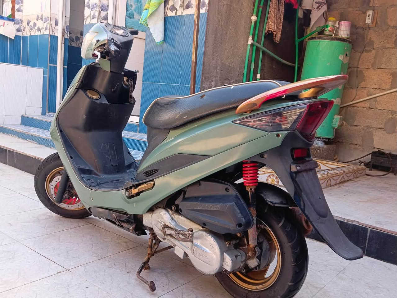 السلام عليكم
دراجه كامكو چي فور للبيع 
دراجه نضيفه بس كهربائياته يرادلها ترتيب 
مفتوحه مره وحده  
سلف شغال بس يرادله تضبط كربائياته 

سعر 150 وبيها مجال قليل

البصره - قضاء الدير 
رقمي ***********
