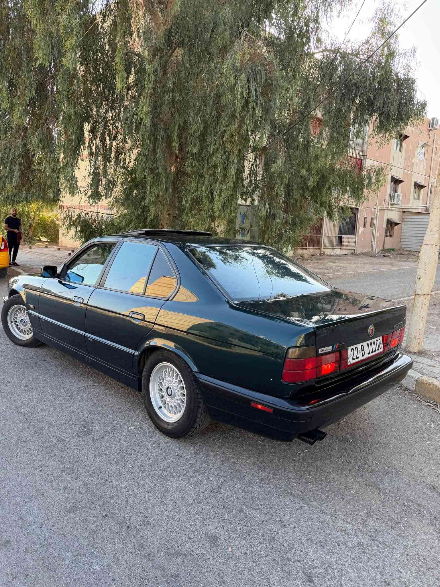 بي إم دبليو موديل 1994
رقم اربيل – سنويه لحد 2031 – هزه جديده
رقم دولي – السيارة ما بيها قطره ضرر
شرط التحويل والوكاله
محرك وكير بشرط – أوتماتيك
محرك25 تك – ديجيتال – دواخل جلد – فول نضافه
كوبون بانزين مقدم والباقي عند الاستلام

السعر 67 وبيه مجال بسيط للشراي مكاني كركوك 
للتواصل *********** كركوك, العراق
