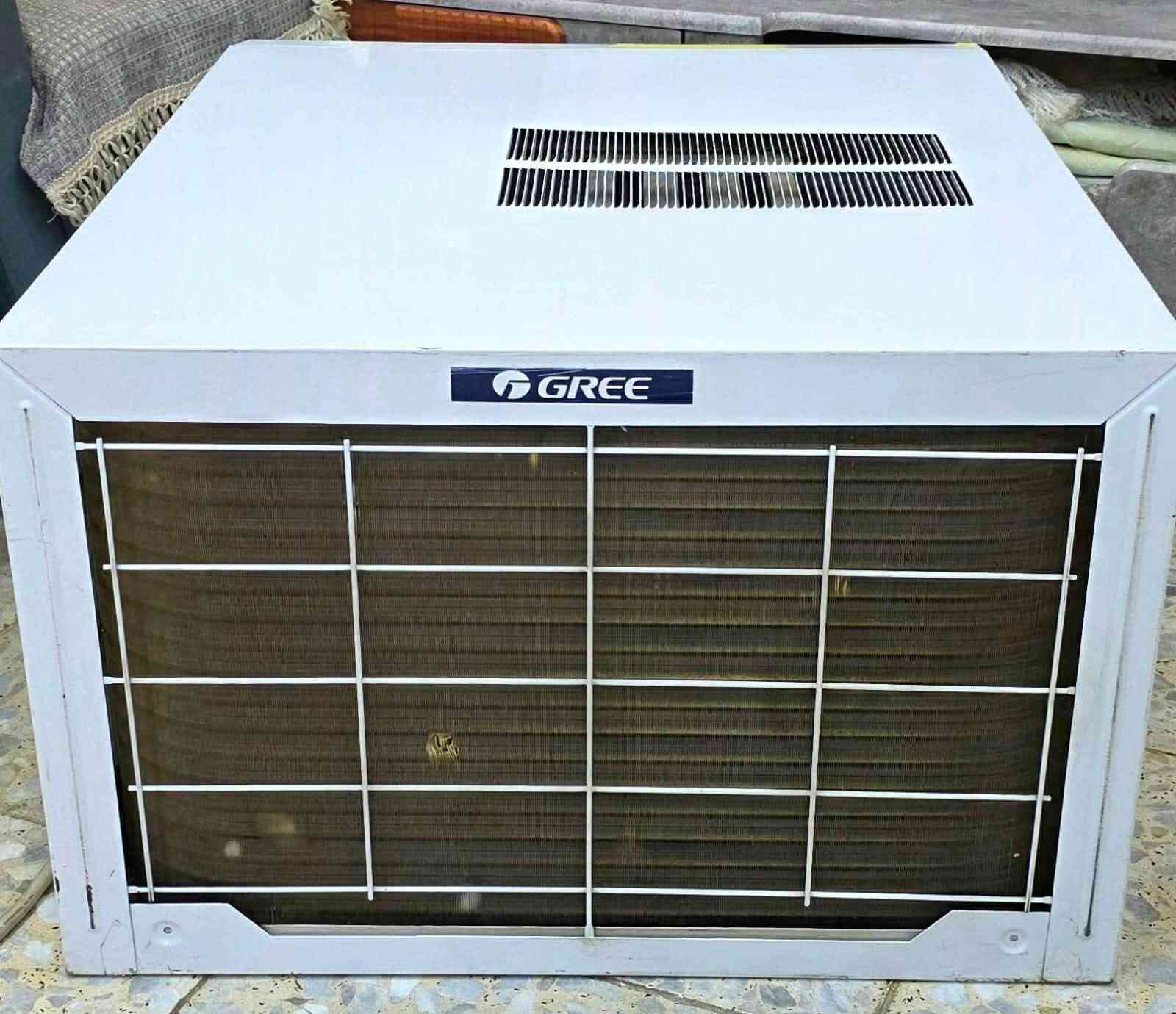 مكيف گري طنين تبريد فوول معروف اخو الجديد 

سعر 375 مجال بسيط 

***********

