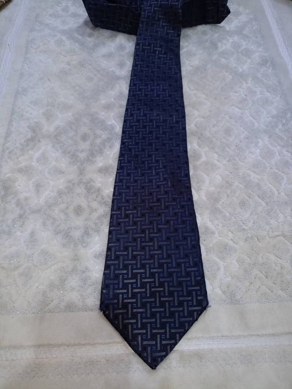 🎩 عُقدة | KNOT
لأن الأناقة تبدأ من التفاصيل ✨
👔 أربطة عنق | ذوق | فخامة
🚚 توصيل لجميع المحافظات
📞 ***********

سعر القطعة 2٫500 (الفين ونص دينار)
كل قطعتين الثالثة مجاناً 😉✅

باقي القطع ع خاص
