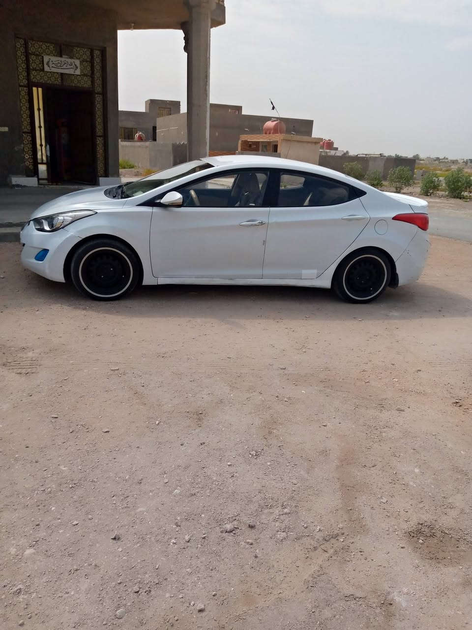 سياره النتره مديل 12 خليجي محرك1800 بيه ضربه بل قفل الجنطه مبدله بدنة القفل العنوان السماوه سياره جاهزه من كلشي تبريد ثلج ***********

