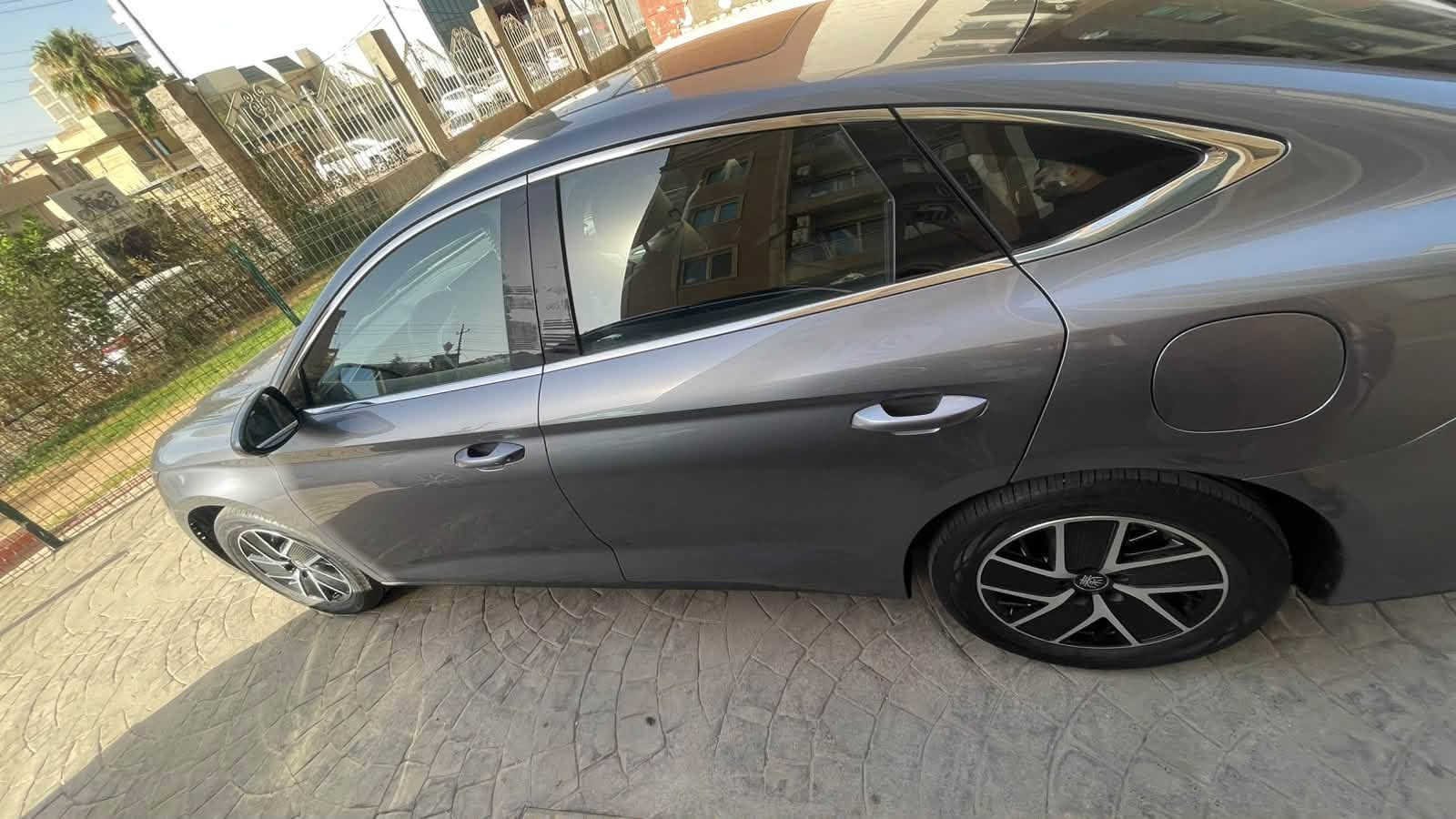 السلام عليكم
Byd كن بلس فئة L
السياره فول مواصفات جلد شاشة دواره بنراما السياره جديده نضيفه ماشية 20 الف علامة ضوئية 
بغداد بسمي
***********
السعر 24 مليو و 500

نص مكتوب في الصور:
- 000-31702727 - 11/12/2021 - IAA Inc.