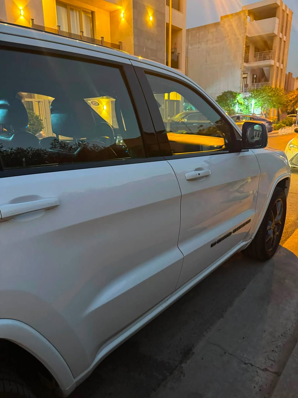 جيب موديل 2021 فول مواصفات خليجي وكالة هارلم
رادار امامي
حساسات 360
بانوراما
جلد احمر مكيف
تحديد مسار
شفتات كير بالستيرن 

ويل s مواصفات كومه بيها معروفة مكانها بغداد سعرها 280$ اي استفسار اتصل 

***********
