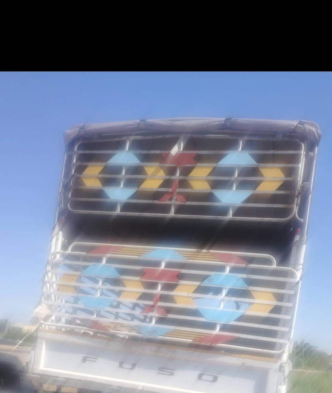 السلام عليكم بدي كنتر كامل ٢١ مكان ذي قار ***********
