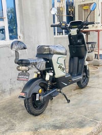 R9 • موديل 26 • بطاريات 32