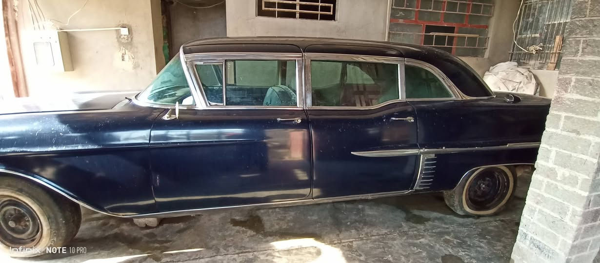 للبيع كديلاك موديل 1957 بغداد  رقمهة السعر 8شدات واترجاكم لحد ايعلق سلبي عيب والله  رقمي ***********
