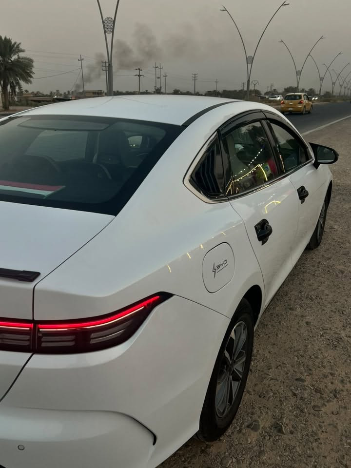 سلام عليكم 

دستروير للبيع زيرو كفاله عامه عده رصعة كلش صغيرة وما مبينه ابد 

ماشيه 2,500km كامل ملحقات

محدثة اخر تحديثات وبرامج كلها نازلة 
عليها طخم سوادات كاربون فايبر و تغليف ستيرن 

السعر 19,500 بيها مجال جداً جداً بسيط 
لان خواتها دينعرضن ب 20,000

مكان السيارة بغداد ورقمها بغداد

***********
