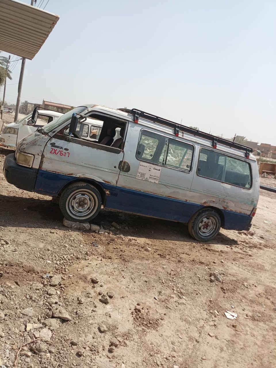 سلام عليكم
بسته للبيع مكاني بلحله 
سياره جاهزه مكينه جديده كير نضيف بس بي ونه بسيطه بلواحد وثاني اكسل نضيف والكشر كدامك ***********
سعر 25وبيه مجال
