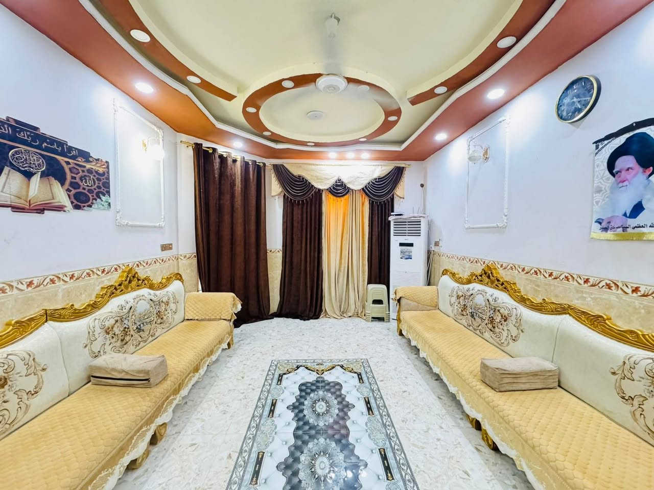ســـلام عــلـيـكـم
اكـتـب تــم يـتـم رد الـسـعـر فـــوراً عـلـى الـخـاص📩. 

#دار_طــابـو_زراعي_لـلـبـيـع_الـمسـاحـه200م🔹

- يـحـتـوي عـلـى 4 نــوم وصـالـه وكـلـيـدور ومـطـبـخ ومـجـمـع صـحـي 

-خــدمــات مــاء مـجـاري كـهـربـاء 

-حـلـه نــادر الـثـانـيـه خـلـف مــول اهــل الـخـيـر

📍عــنــوان الـــمــكــتــــــب‼️

💢مـكـتـب بـسـمـايـه لـلعـقـار💢

حـلـه نــادر الــثــانــيــه مــقــابــل مــول اهــل الــخــيــر 2 ســابــقــاً💢

خـــــ♾️ـــاص او الاتـــــــ📞ــــصـــال

*********** مــحــمــد قــاســم

*********** عــلــي قــاســم

*********** المـكـتب

