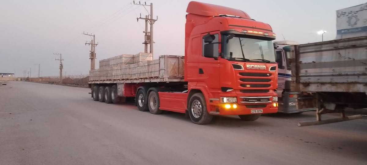 السلام عليكم سكانيا للبيع 
حجم المكينه 8 730
سحال سبرنك امامي 
 كير كهربائي عرجه بدون اكليج 
البصره قضاء الدير  
***********
