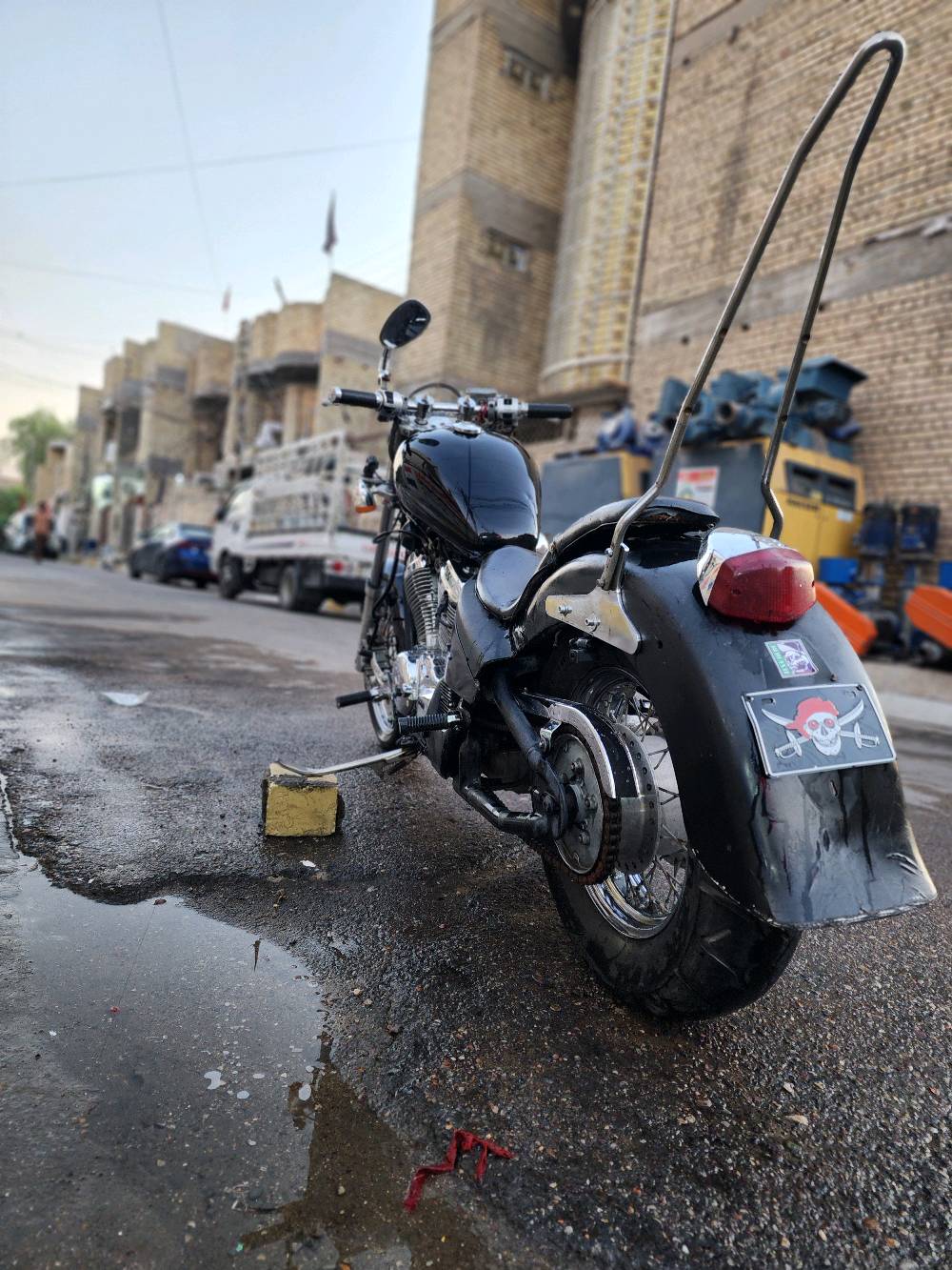 السلام عليكم هارلي ستد 400 مكينتهة هاي السنة مبدلهة مال حاوية بعدهة بلجيس الله شاهد شلعة معدل فول كابريترات منضفهن جدد بلكات تنضيف جديد دراجة خير من الله نقصهة فقط اشاير لاغيهن الدراجة نكرة وحدة تشتغل ما تئخر لو واكفة شهر السعر مليون اوبيهة مجال مكاني بغداد حي النصر للتواصل علة رقمي *********** + اكزوزات رياضي فول + بيهة تنقيط دهن من الفيت بم قليل كلش