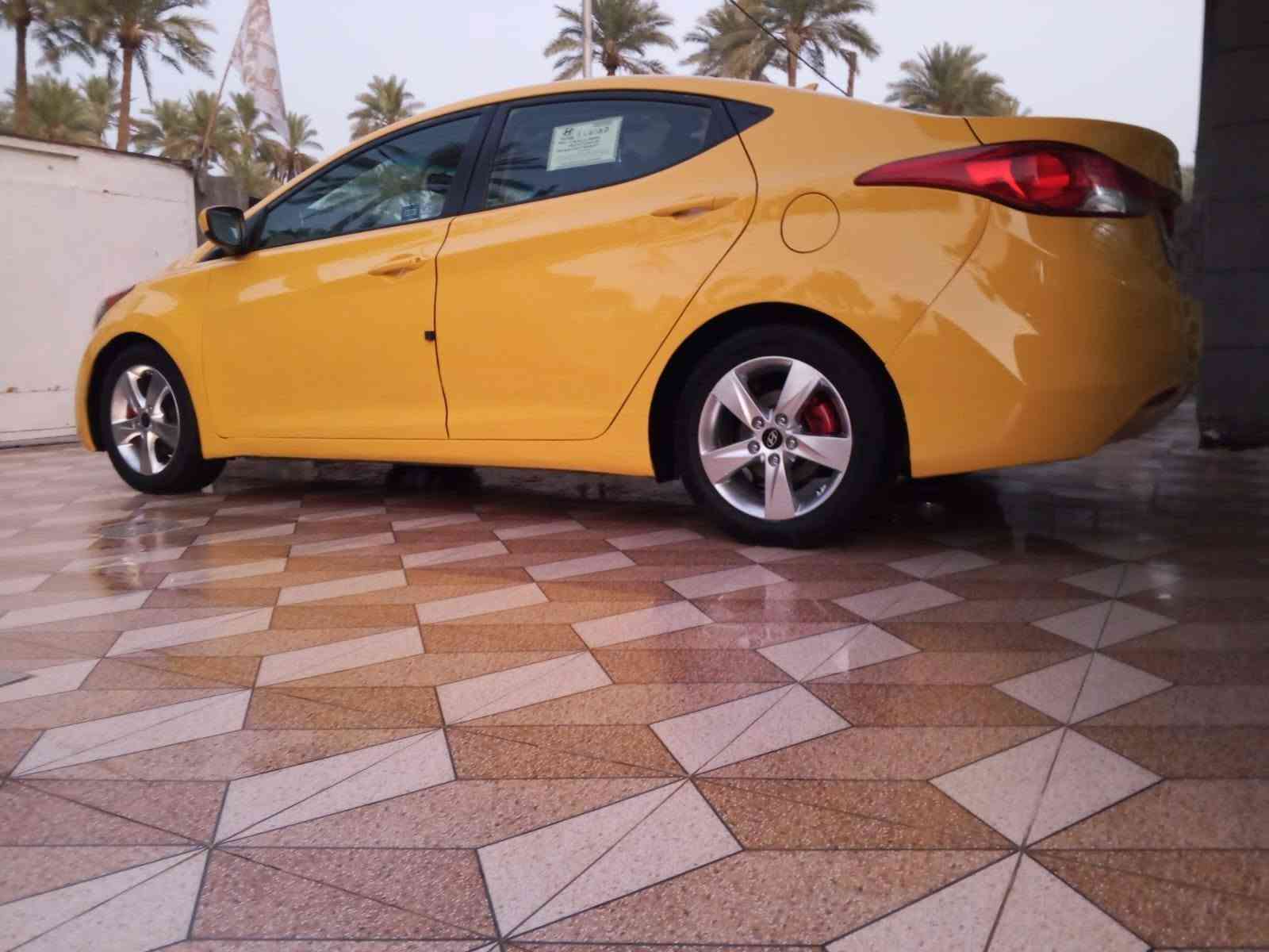 سلام عليكم الانتره مديل 2013 رقم بغداد امريكي حادث جاملغ امامي  الباقي ليبل واحد  مكينه 1800 دوش تبريد ثلج حداديه جديده  تخم تاير مكاني بابل مركز مدينه  ***********
