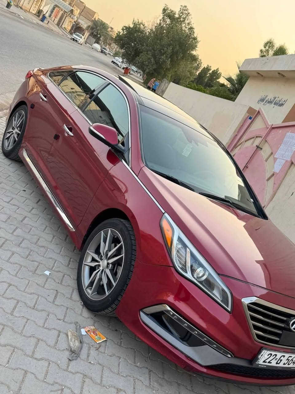 سوناتا 2016 VIP SPORT 2.0T_Limited
اعلى فئة 
سيارة حيل حيل جديده ونظيفة جاهزة 
ماتصرف على دينار بس شغل و ستمتع بالفخامة 
اتريد سيارة فخمة و تمشيك طول العمر بدون تعب
اخذ هاي و ادعيلي سيارة جديدة بمعنى الكلمة 
شوف طن مواصفات بيه فووول سبورت 

رقم صاحب سيارة ***********

_الموصفات
1_فتحه سقف
2_بصمة تشغيل
3_بصمة ابواب
4_نضام ترحيب
5_شاشة كبيره
6_كامرة دوار
7_رادار امامي
8_رادار جانبي
9_مثبت سرعة
10_تحديد مسار
11_كشنات جلد اسود
12_تدفئة كشنات امامي وخلفي
13_تبريد كشنات امامي وخلفي
14 _كشنات كهرباء
15_جام AOTO
16_3وضيعات قياده
ايكو وسبورت ونورمال(الاعتيادي )
17_لايتات AOTO
18_منضومه زنون عدسات بلادي(نهاري) سعره450$
19_لد ليلي لد نهاري حسب وضعيه ضلام ونهار
20_لون دم الغزال مميز بالسوناتا
21_نضام AOTO HOLD
22_سايد بريك بصمه
23_اشاير بالمري
24_سستم صوت سمعات انفنتي
25_دمام خلفي
26_شفتات ستيرن
27_ستيرن حرف Dالسبورت
28_تحكمات ستيرن جهتين
29_كشنات خزن 
30_بردات خلفيه بلادي
31_تبريد قطعتين ثلج ❄️❄️
32_تحكم تبريد بيانو
33_رادار امامي توقف ذاتي
34_اربع4 اكزوزات بلادي
35_ويل حجم 18 سبورت
36_دواخل لون اسود ملكي
37_نقط عمياء
38_تحكم مري كهرباء
39_سستم ستيل
40_حساسات امامي خلفي
41_مانع انزلاق
42_توقف ذاتي
تايرات حداديه تبريد كله مكفول وجديد
السياره فقط فقط بنيد صبغ كلير اثر شخوط وشبر بجاملغ قرب لايت كلش  اكفلك ب منشور والسونار
السياره 
[مكان السياره نجف 
السعر ١٢٥ 
***********
