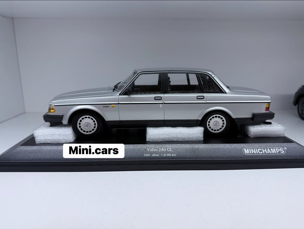 Volvo 240 GL 1986

Scale : 1/18
Brand : MINICHAMPS
Price : 160,000 Dinar 

 (free delivery inside Erbil)

WhatsApp: +9647504702207

‎التوصيل لجميع مناطق اربيل مجانا

‎گەیاندن بەخۆرایە بۆ ناو شاری هەولێر
