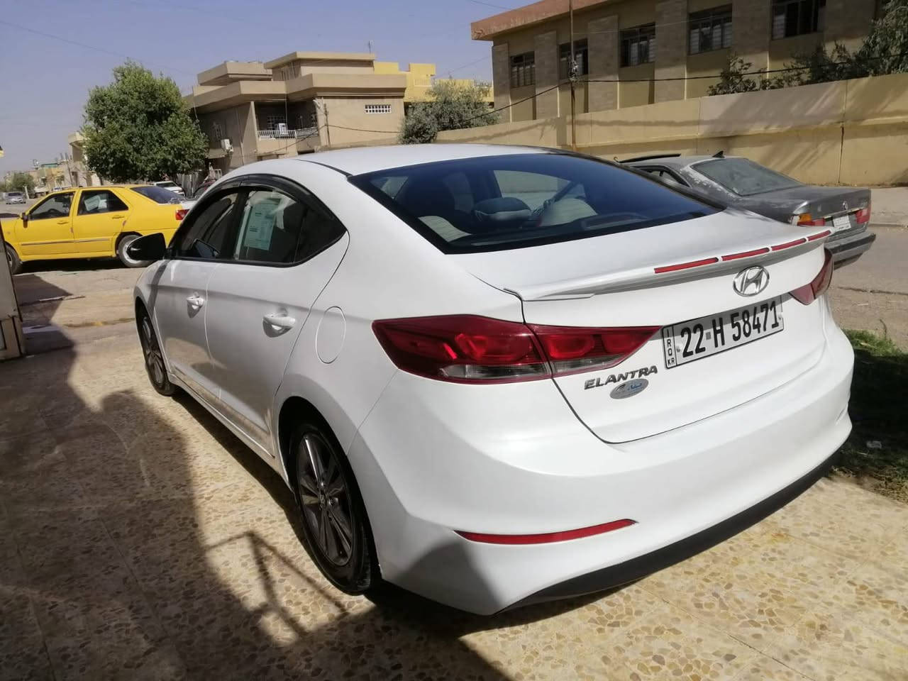 سلام عليكم للبيع فقط انتره 2017 سعر 120 وبيه مجال
تفاصيل اتصل عل خط  ***********
حادث مثل ما موضح بصور

نص مكتوب في الصور:
- Final bid: $5800
- Auction: Copart SOLD
- Lot number: 49693058
- Date of sale: 07.12.2018
- Year: 2018
- VIN: 5NPD74LF4JH286010
- Condition: Runs And Drives
- ٢٢ أيار، ٢٠٢٢ ١٢:٣٩ م المزيد حذف تعديل المفضلة مشاركة
- Condition: Run And Driver