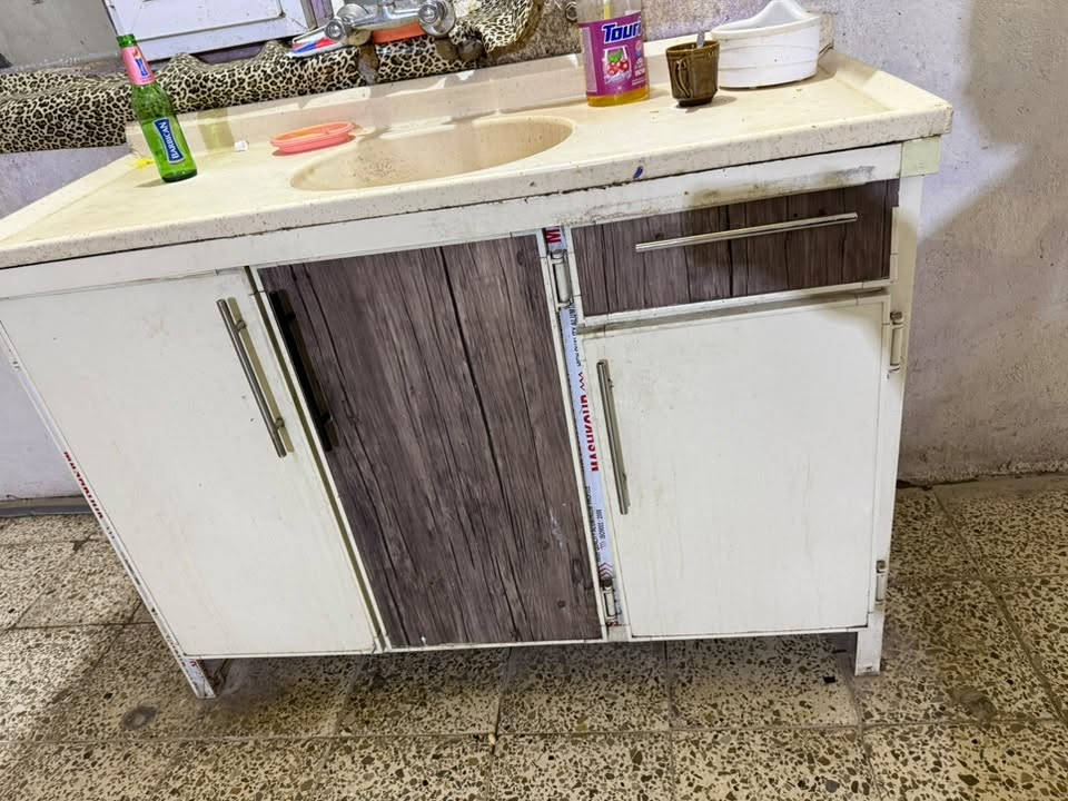 زوليه ٥ب٤ • كاونتر وسنك • ميز بلازما