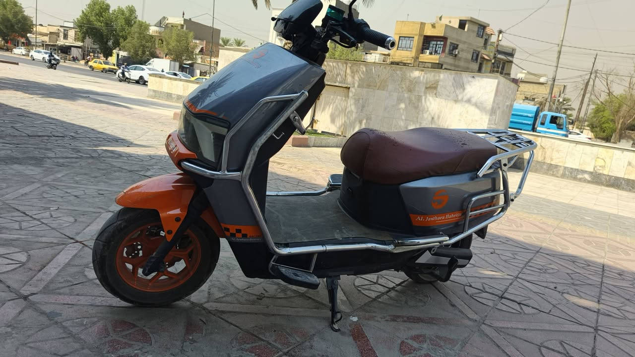 دراجة شحن للبيع نوع الجوهرة البحرية  السعر 750 السرعة 100 3 سرعات الكير العنوان بغداد الغزالية 
***********

