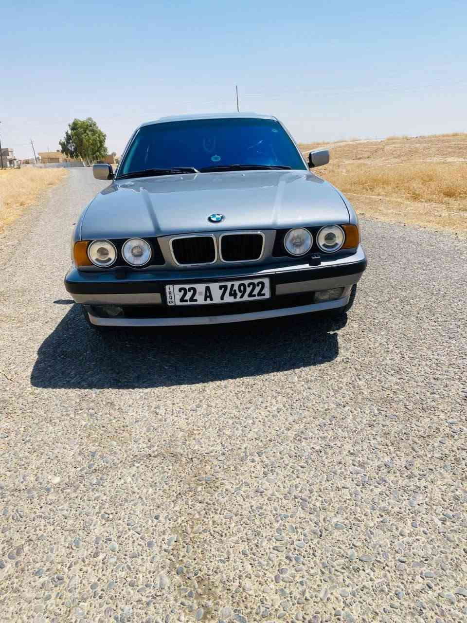 السلام عليكم BMWحجم 525اصل مسكر فانوس موديل 92 سياره فول مراوس فقط خفاش حصرآ740 جديد هاتف ***********مكان السياره صلاح الدين بسمي هزه ورقم جديد
