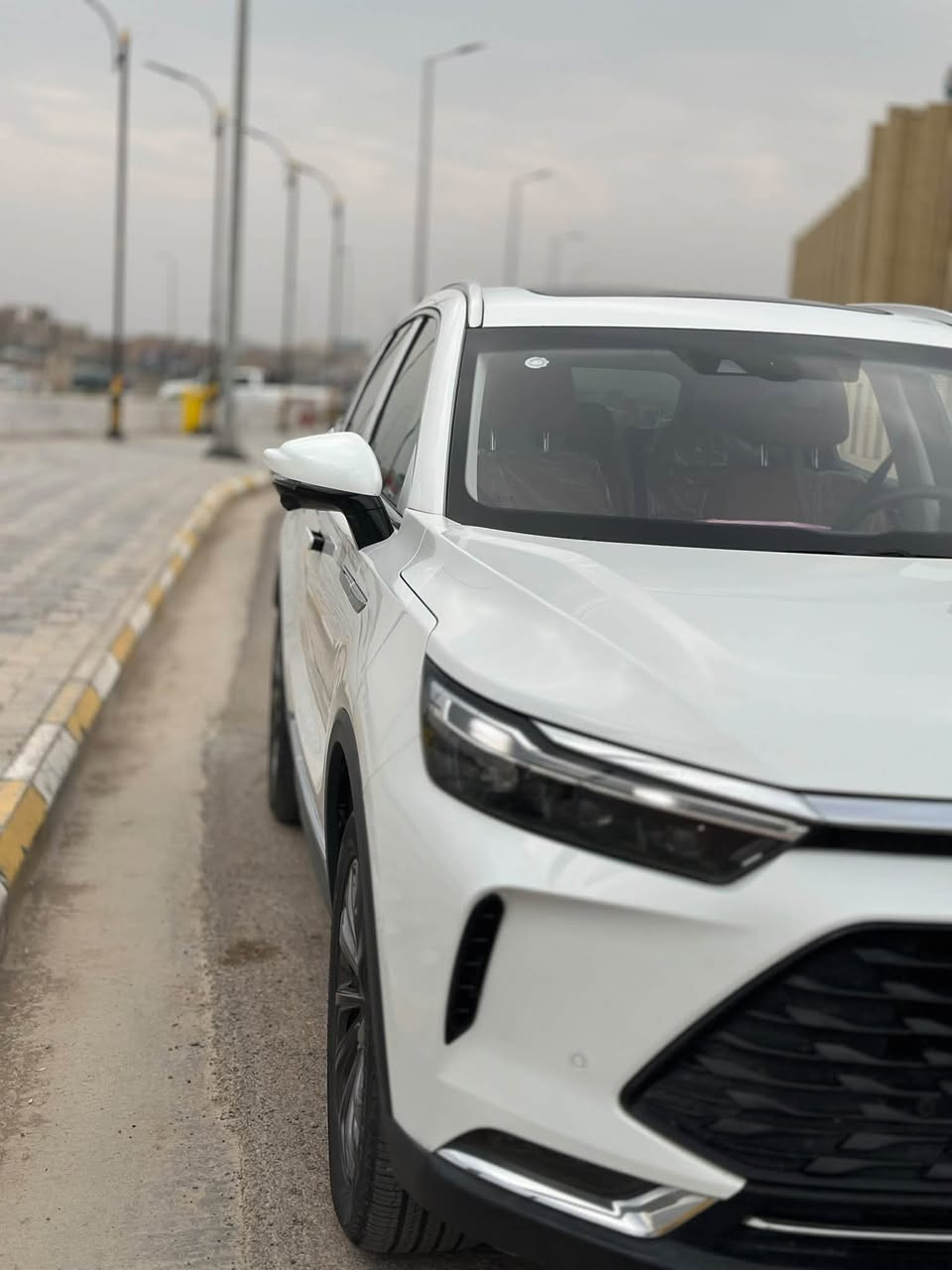 كفالة عامة موديل 2025 رقم واسط حرة تحويل ثاني يوم
BAIC BEIJING. X7 
ممشاها 16،000 زيروو
محرك ميتسوبيشي ياباني 1500 تيربو
الگير من شركة ايسن اليابانيه 
نظام التعليق من شركة مرسيدس بنز 
كامرات 360 درجة
تدفئة تبريد كشنات وستيرن 
كشنات جلد 
اضاءة مخفية بالدشبول مع الأبواب 
جنطة كهرباء 
ثلاث شاشات 
شاشة دشبول وشاشة للتحكم وشاشة تبريد 
مكان السيارة واسط (الكوت)
السعر 180 وبيها مجال او مراوس حسب القناعة 
رقمي ***********
