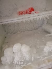 ثلاجه البيع تجميد فول رايدها اب 60الف قفل بدون عمله قفلها مكاني ابو غر...