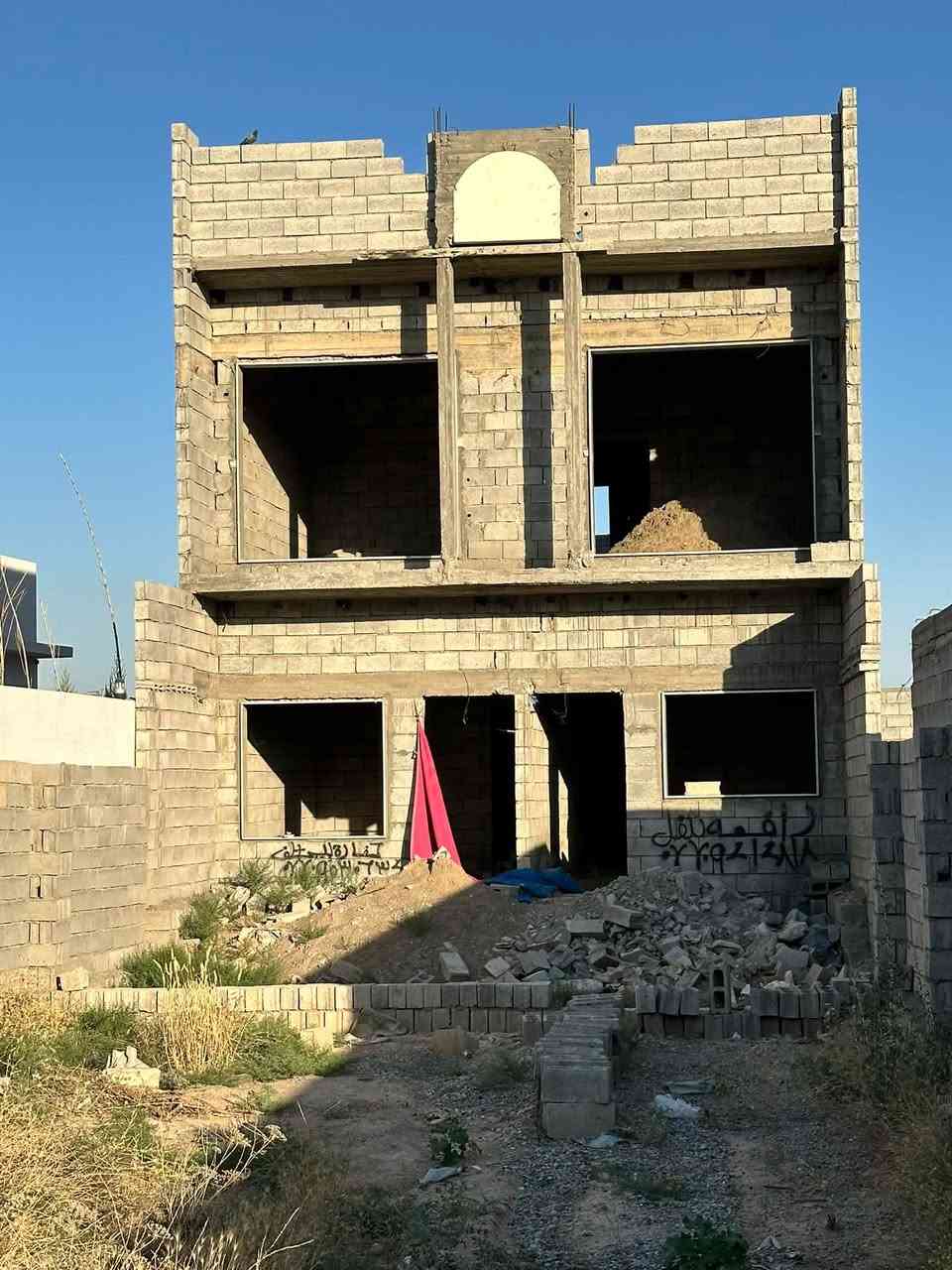 هيكل للبيع • أرض ٣٢٥م • بناء ١٥٠م