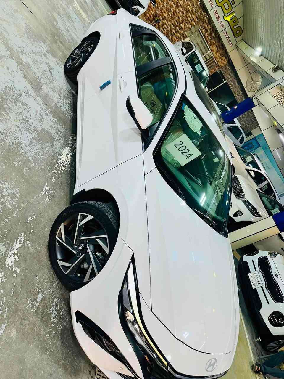 معرض قلعه اربيل،،،ًًًًًًًًً''''''بابل طريق حله نجف.

النترا.    2024 خليجي   رقم بغداد إنكليزي 

       محرك 2000.     السعر 179
    
المواصفات فوووول .  ماشيه40
شاشه ديجتال 
بصمه                 السياره مكفوله كفاله عامه جديده 
تشغيل عن بعد              
جنطه ذكيه كهربائية            
فتحه سقف                   
محرك 2000.                              
حساس لايت 
حساس خلفي بلادي 
حساس أمامي بلادي 
تبريد قطعتين
كاميرا خلفيه بلادي 
جي بي اس
نضام تشغيل الكاميرات 
شاشه  كبيره اصلي ابل كار بلي 
نضام ترحيب مري شفط
نضام مود درايف إيكو وسبورت و عادي
تحكم ستيرن
5 ويل كب كروم حجم 17
لد امامي نهاري
 شباك نيكل
مانع انزلاق
مانع انحدار 
لايت عدسات زنون 
ايرباكات
جهاز موازنه ABS

للاستفسار الاتصال 

*********** مصطفى المسافر
*********** مقتدى المسافر
*********** احمد المسافر

يتوفر بيع وشراء ومراوس
