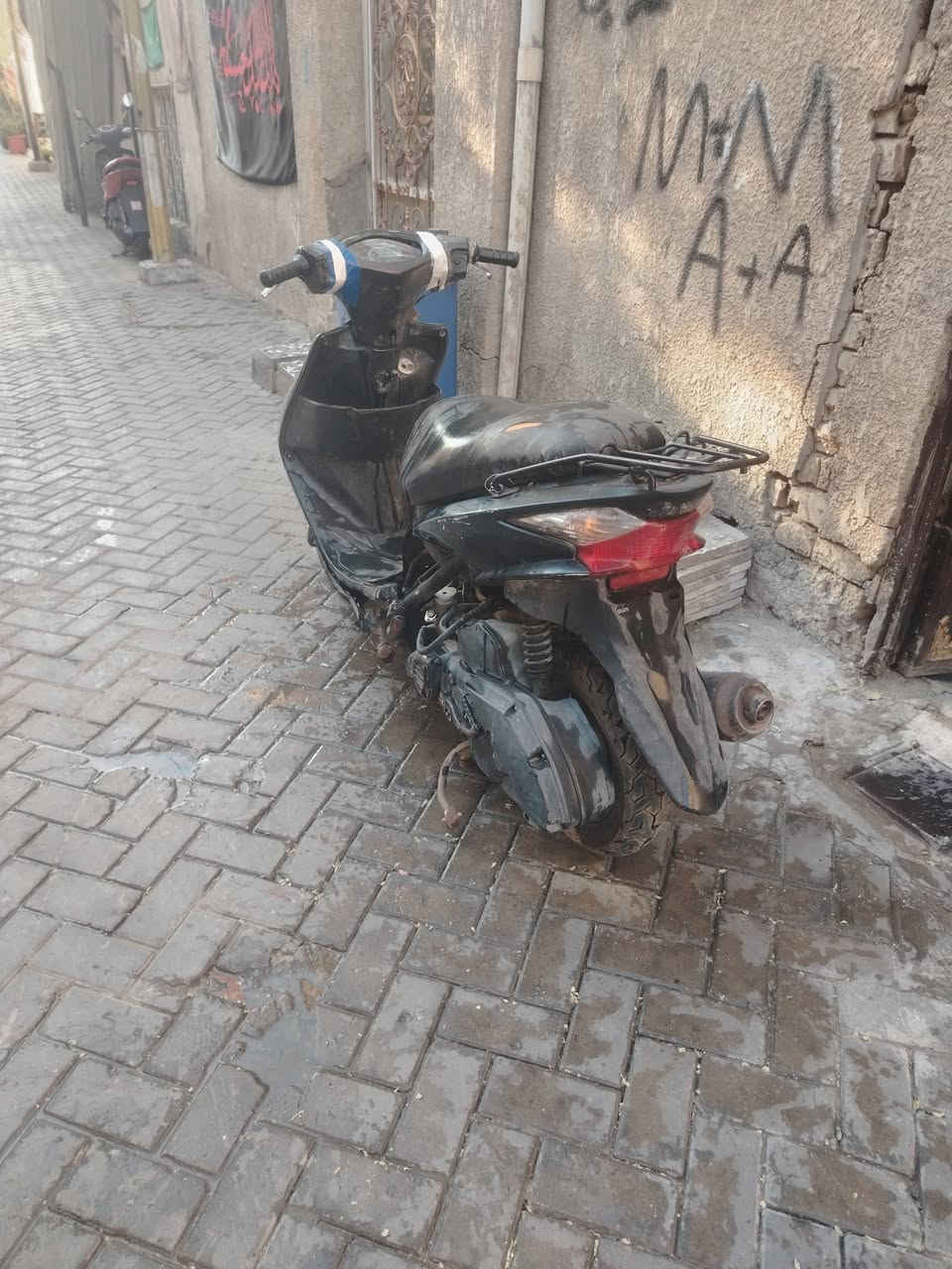 دراجة ادرس ياباني حديث بيها ولفات ابيع كوم حديدللتواصل *********** بغداد
