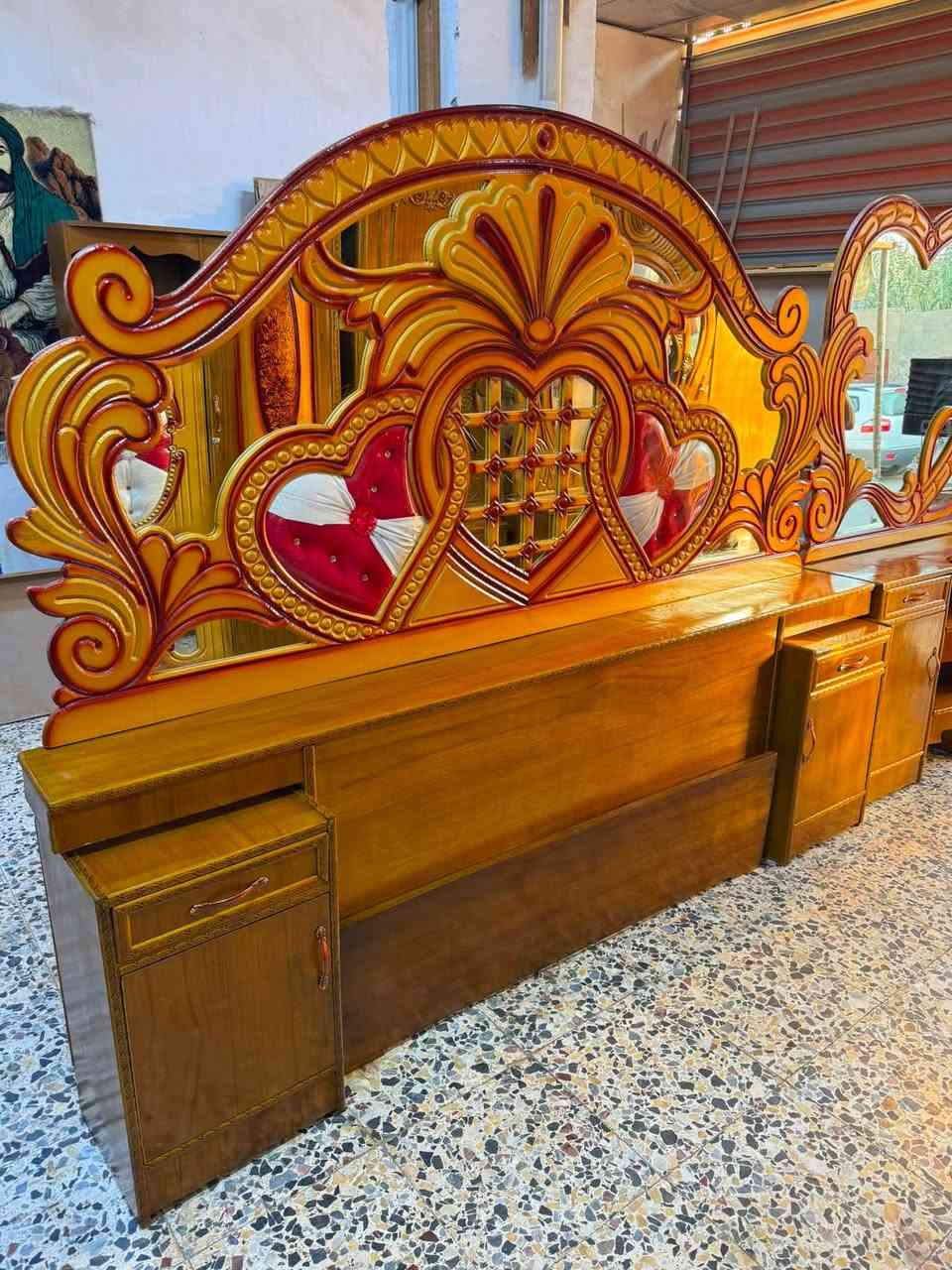 السلام عليكم 
غرفه صاج عࢪاقي مستخدام 
غرفه6/ابواب 📌
السعر 580
نضافه 80/💯 
معا نقل فقط داخل بغداد 
واتساب ***********
