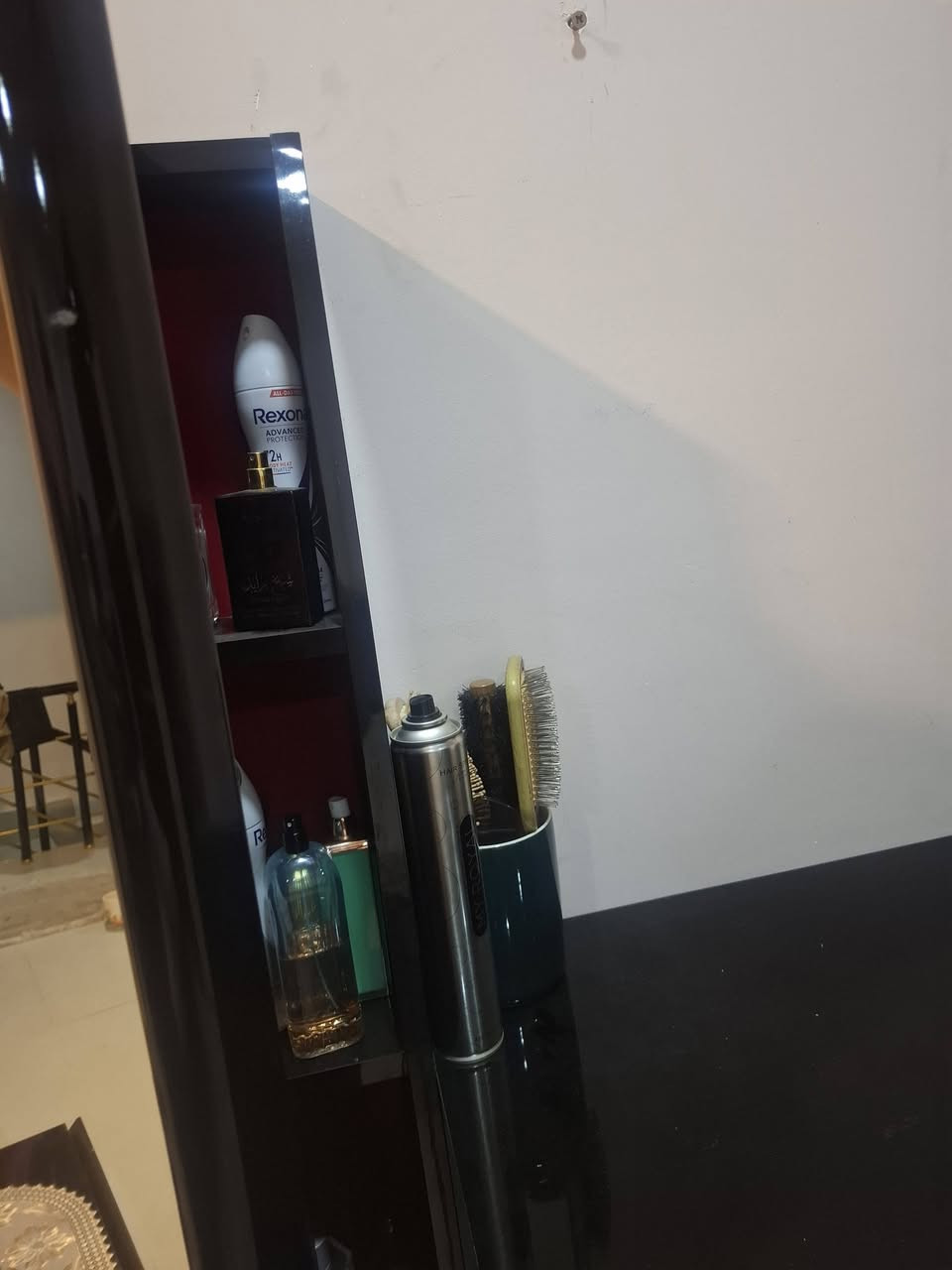السلام عليكم
غرفه ماركت الاخلاص خمس قطع(5) شرط الفحص للاستفسار 
على الرقم ***********
