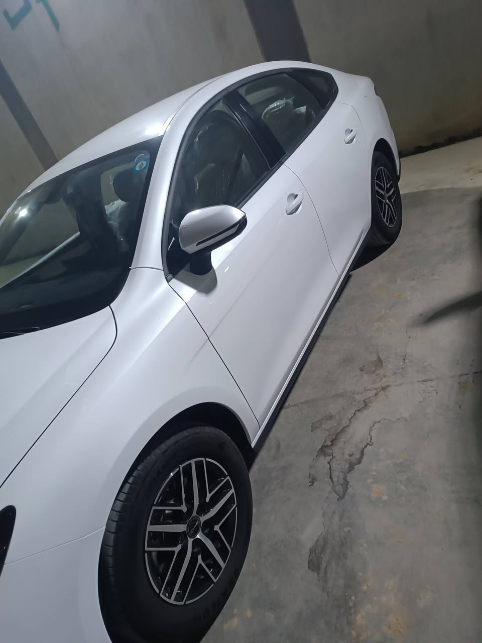 للبيع سيل فايف ويل كروم رقم بابل سعر 19.500 سونار مرفق  ماشيه الكلي 10الف مكفوله صبغ وبارد للتواصل ***********
