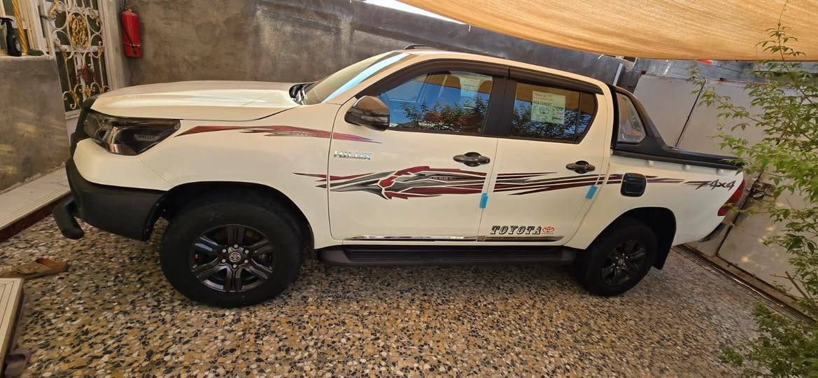 السلام عليكم 
بيكم هايلوكس كاز 2024 رقم اربيل 
فورويل بريمي فول مواصفات 
مكينه 2800 كاز  السياره كفاله عامه 
ماشيه 60 الف حقيقي  
مكان السياره بل البصره 
الشراي يتصل وبي خير ويدلل
***********
‏‪***********‬‏
