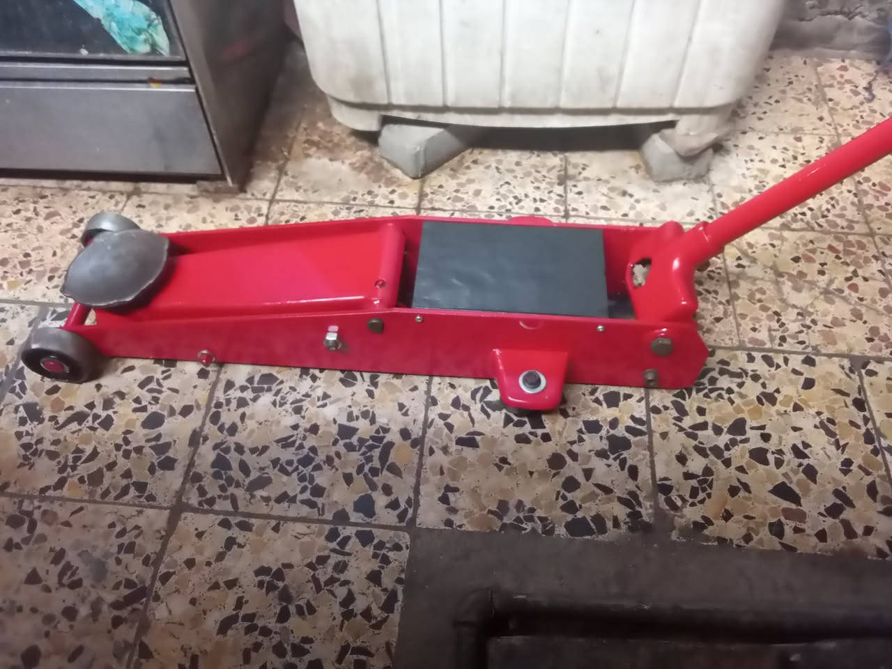 جك عربانة • ٥ طن • توصيل