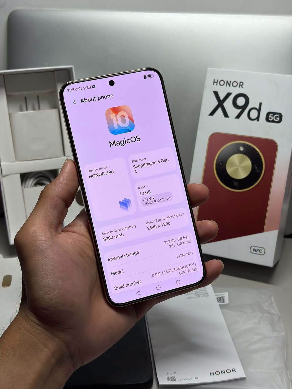 HONOR x9D مستخدم فقط ٥ايام فقط
المقاوم للغبار والكسر  

مواصفات الجهاز 

🔵 المعالج Snapdragon 6 Gen 4

🔵 شاشه 6.7 بوصه بدقه 120 هرتز AMOLED
🔴 ذاكرة داخلية 256 كيكا -  رام 12 كيكا 
🔴 كاميرا  خلفية ثلاثيه 108 + 5

🔵 كامرا اماميه بدقه 16 ميكا 

🔴 بصمه اصبع + بصمه وجه 

🔵  نظام التشغيل : اندرويد 16

🔵 بطارية 8300 مللي بسرعة شحن 66 واط 

🔥🔥 السعر 440
***********
***********

نص مكتوب في الصور:
- SOS only 1:30
- About phone
- 10
- MagicOS
- Device name
- HONOR X9d
- Processor
- Snapdragon 6 Gen
- 4
- RAM
- 12 GB
- +12 GB
- Honor RAM Turbo
- Silicon-Carbon Battery
- 8300 mAh
- Honor Eye Comfort Screen
- 2640 x 1200
- Internal storage
- 232.98 GB free
- 256 GB total
- Model
- MTN-NX1
- Build number
- 10.0.0.145(C636E5R103P1)
- GPU Turbo
- CARBON MOBILE
- HONOR
- HONOR X9d 5G
- 12GB / 256GB
- 8GB / 256GB
- متوفر الآن
- 514,500 IQD
- 484,000 IQD
- كاميرا
- 108MP OIS
- بطارية ضخمة
- 8300mAh
- مقاومة عالية
- للسقوط
- مقاومة للماء
- والغبار
- Phone
- ***********
- Location
- زيونة - شارع الربيعي - مجاور البيت التركي - مجمع الصادق التجاري