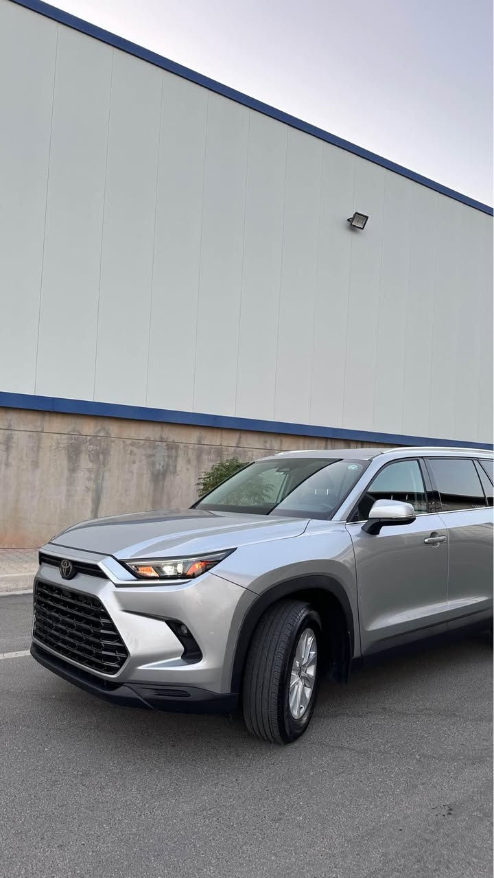 Toyota Grand Highlander 2024 

داخل ابيض 
كيج الكتروني
بصمة ابواب
بصمة تشغيل
تشغيل عن بعد(𝐑𝐞𝐦𝐨𝐭𝐞 𝐒𝐭𝐚𝐫𝐭)
شاشة دشبول ديجيتال
شاحن هاتف لاسلكي 
ماوس تحكم
كاميرة 
هاند بريك بصمة
اوتو هولد (𝐀𝐮𝐭𝐨 𝐇𝐩𝐥𝐝)
اوتو ستارات (𝐀𝐮𝐭𝐨 𝐒𝐭𝐚𝐫𝐝)
اوتو ستوب (𝐀𝐮𝐭𝐨 𝐒𝐭𝐨𝐩)
رادار امامي (تحديد مسار)
رادار جانبي  (نقاط عمياء)
رادار خلفي (التحذير من الاصطدام)
حساسات امامي 
حساسات جانبي
حساسات خلف
نظام (𝐄𝐜𝐨)
نظام (𝐍𝐨𝐫𝐦𝐚𝐥) 
نظام (𝐒𝐩𝐨𝐫𝐭)
تبريد لمس
تبريد مركزي
كشنات جلد
كشنات كهربائي
كشنات خزن+میموري 
كشنات تبريد
كشنات دفئة
تحكمات استيرن
استيرن تدفئة
كشنات جلد
كشنات كهربائي
كشنات خزن+میموري 
كشنات تبريد
كشنات دفئة 
صندوق شفط كهربائي 
لايتات 𝐋𝐄𝐃 عدسة زينون بيلادي
بلوجكترات 𝐋𝐄𝐃 بيلادي
بكلايتات 𝐋𝐄𝐃 بيلادي
ويل كروم 
السعر : 318$ و مجال 
تفاصيل اكثر الاتصال علی ارقام التاليه ‏‎‏ 

‏ *********** 📲📲 أربيل, العراق
