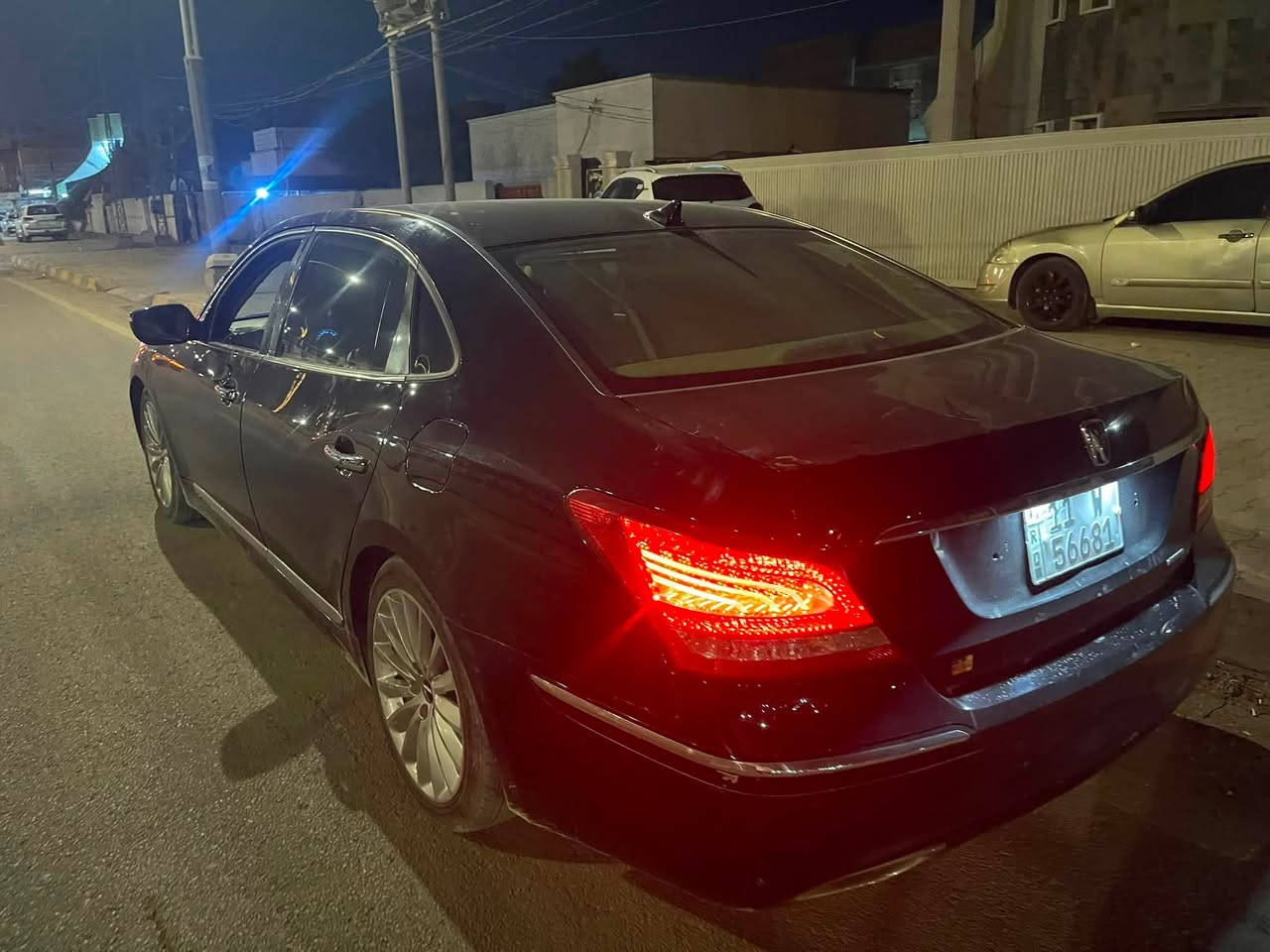 هونداي ايكوس سنتنيال  رئاسي2012 vip خليجي رقم بغداد تحويل مباشر
1 المحرك : 8 / 5000
2 السياره فول الفول اعلى مواصفات ( VIP  )
3 رادار امامي🗺️
4 كاميرا امامي📷
5 حساس امامي📸
6 حساس خلفي 📷
7 شاشه خلفيه 💻
8 (4) أبواب شفط وبصمة  
9 صندوق فتح وغلق كهربائي  
10  نظام تعليق ميكانيكي
11 جميع الكشنات (تبريد تدفئة
12  لايتات متحركة
13 قيادة آليه ذكية وتوقف ألي (نظام تحديد مسافة الامان)
14 نظام قيادة sports رياضي 
15 نظام قيادة normal اعتيادي 
16 كاميرا امامية و خلفية وحساسات 
17 الكشن الخلفي ( سدية )
18دبل جام ( عزل متكامل ) 
19 بردات خلفية للأبواب كهربائية مع تحكمات عكسية 
20 بردة خلفية كهربائية ( نزول ألي عند الرجوع للخلف)
21 نظام ترحيب وانارة دوسات الأبواب 
22 مري قلاب وشفط  

23قمارة شاموو
25 الكشنات والدشبول جلد طبيعي 
26  سايد بريك كهرباء 
27  بك لايت لد 
28 تحكمات ستيرن فوووول 
29 تحكمات خلفية متكاملة
30  أماكن خزن متعددة في الأمام والخلف 
31 بصمة  ، جلد ، شاشة كبيرة ، شاشة أعطال ، 
ماوس ، تحكمات خلفية متكاملة ، CD ، USB ، AUX
13 قرص سيدي مع نظام صوت دمام اعله فئه بالسماعات
32 لايت ناصي بلاد زنون وعالي اصفر مع عدسات لد مع بلوجكتر زنون
تبريد ثلج حداديه نظيفه 
. بيهه نقوصات بسيطه مثلا البجم بي شخوط يرادله صبغ
وسعر مناسب
 
***********
