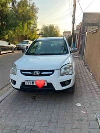 سبورتج 2009 ابيض خليجي  بدون تبديل ليبل واحد  بيها معجون بالبنيد فقط  ...