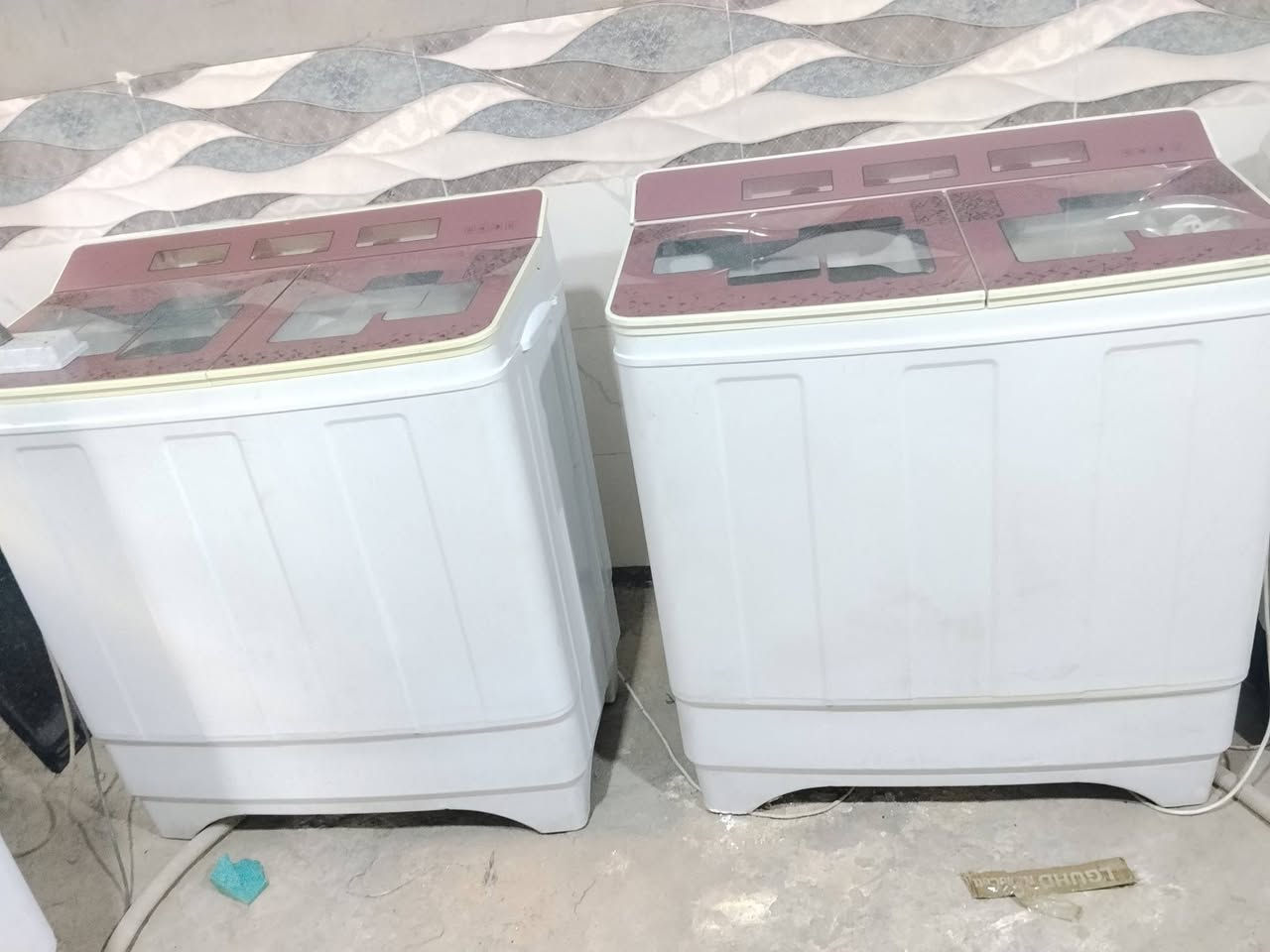 مرحبا نواع الغسالات جميع الحجام بشرط الغسل وتنشيف  السعر 115الف العنوان بعقوبة صناعه الثالثه عل عثمانيه ***********
