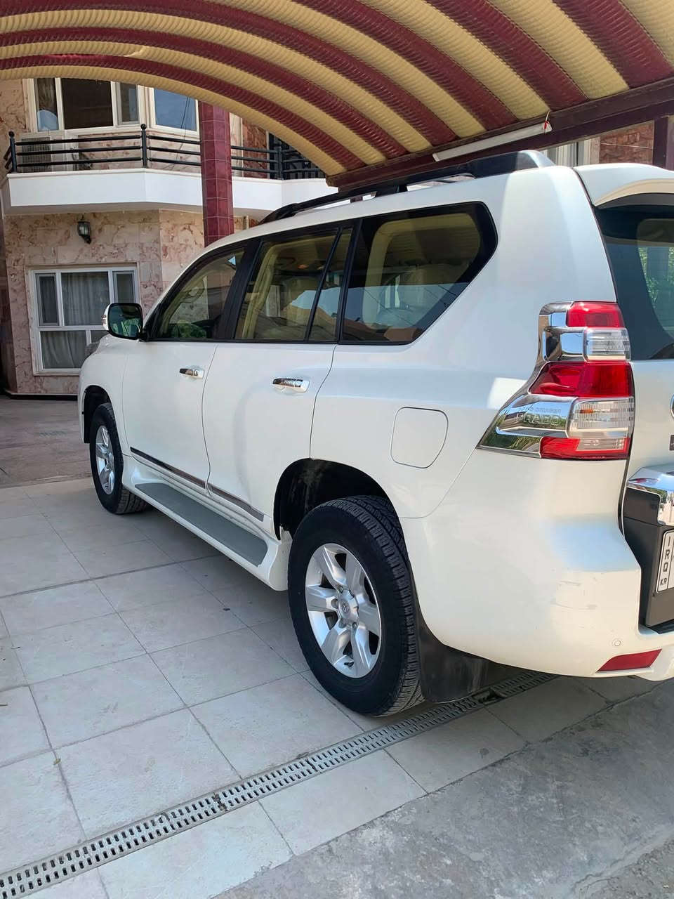 موديل ١٥ محرك ٦ بسمي اربيل عنوانها بابل الجمعيه ***********سباره كفاله بدون صبغ ماعدى بارد مقدار شبر بلباب الخلفيه السعر ٣١٠
