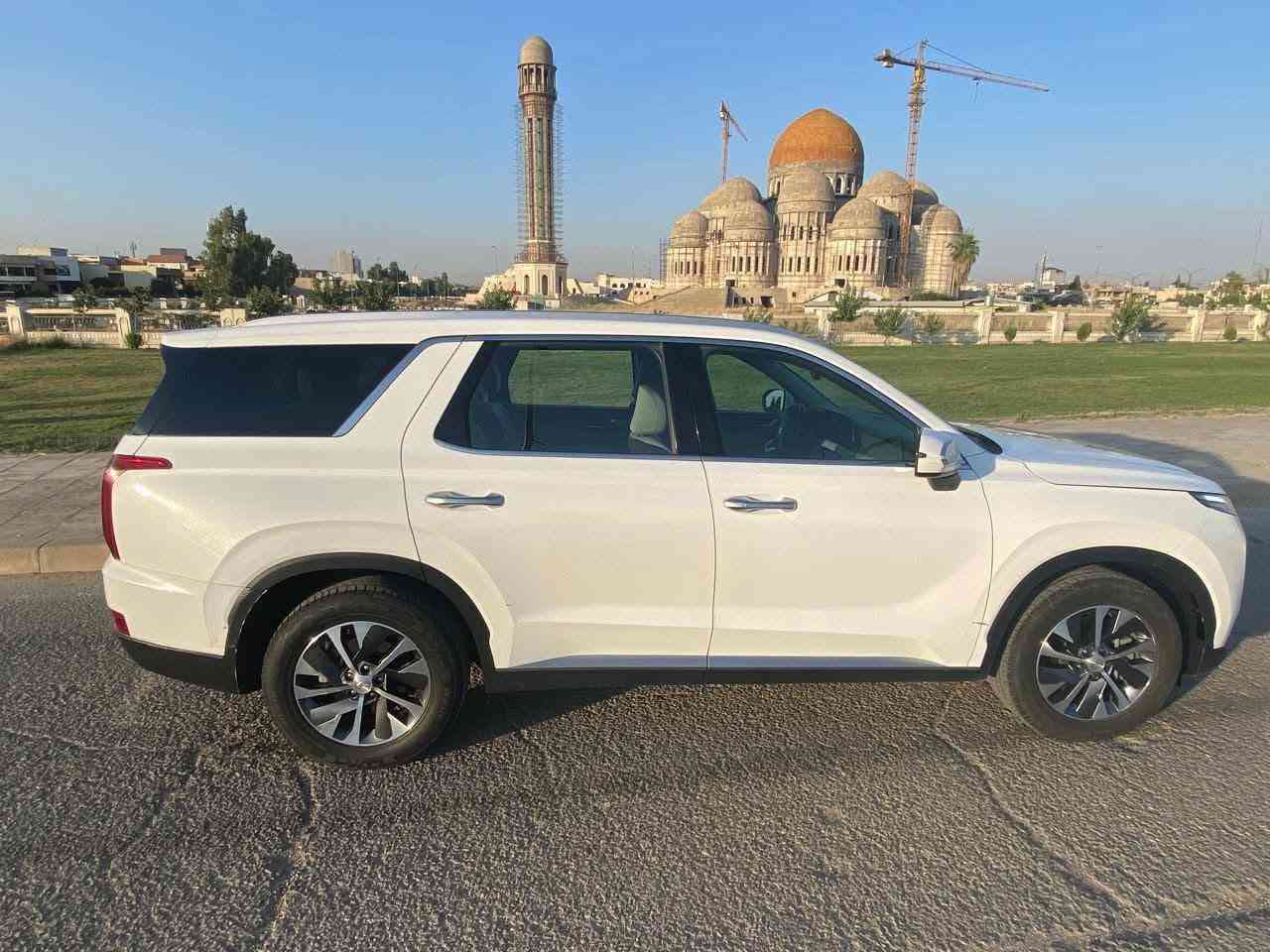 🔹سنة الصنع2022
🔹اللوحه : دهوك 
🔹اللون : أبيض 
🔹حجم المحرك 6سلندر   3.8L
🔹وارد امريكي 
🔹المسافه :100 ميل 
🔹 
🔹بدون ايرباك 
🔹كفاله عامه شرط بدون اي نقص 
          الموصفاات 🔥
🔹 داته شو ) 
🔹فور ويل 
🔹7راكب Vip منفصل 
🔹كاميرات  
🔹رادار امامي خلفي وخلفيه 
🔹حساسات اماميه خلفيه 
🔹تحديد مسار متكامل مع قيادة ذاتيه 
🔹مثبت سرعه 
🔹تنبيه الخروج عن المسار 
🔹لد امامي وخلفي 
🔹فتحه سقف 
🔹
🔹كراسي تدفئه وتبريد 
🔹تبريد 3 قطع منفصل 
🔹شفتات ستيرن 
🔹بصمه ابواب 
🔹اشاير بل مري 
🔹نضام صوت متكامل 10 سماعات 
🔹تشغيل عن بعد 
🔹ستاثر خلفيه 
🔹منفد شحن USB 
🔹لايتات  LED
🔹نضام المنحدرات 
🔹مانع انزلاق 
🔹توقف ذكي 
🔹اطفاء ذاتي 
🔹هوك خلفي 
سياره جاهزه كامله علئ اخر حبه 
بدون اي نقص 
🔹مكان السياره موصل 
🔹سياره باسمي شرط التحويل 
           السعر_اتصال على الرقم
              📞__للاتصال ‏‪750 304 0739‬‏
