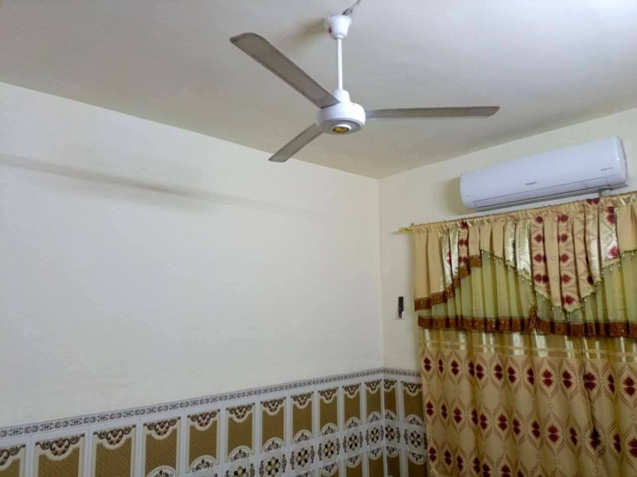 السلام وعليكم بيت طابو صرف بسمي 200متر كامل من كلشي موقع شارع الشمري قرب مدرسة للتضامن قريب على روضة طفال العراق دخل فرع سطح شتايكر 4غرف فوك و2جوه مال عائلة جبيره وخير من الله البيت
السلام وعليكم بيت طابو صرف بسمي 200متر كامل من كلشي موقع شارع الشمري قرب مدرسة للتضامن قريب على روضة طفال العراق دخل فرع سطح شتايكر 4غرف فوك و2جوه مال عائلة جبيره وخير من الله البيت 
السعر 90وبي مجال
***********
