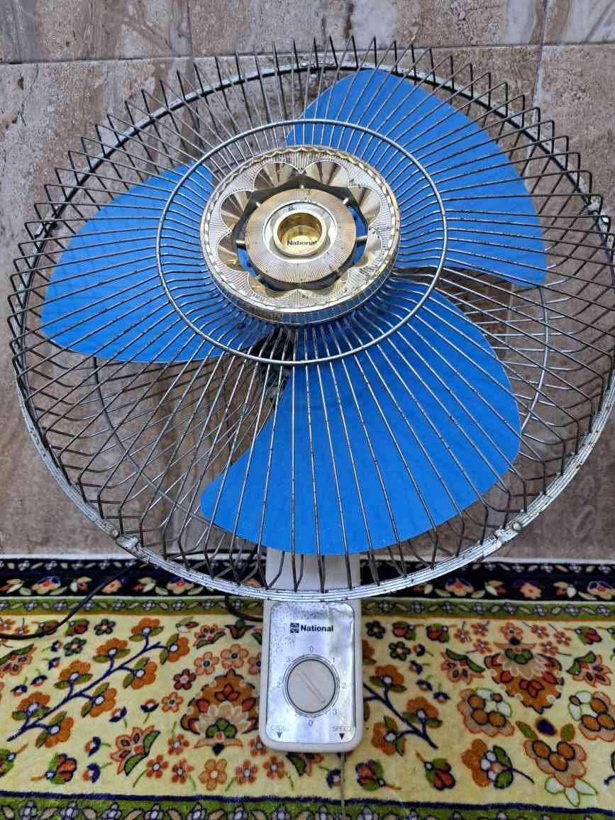 بنكات ناشينال • شغالات • جدارية وارضية