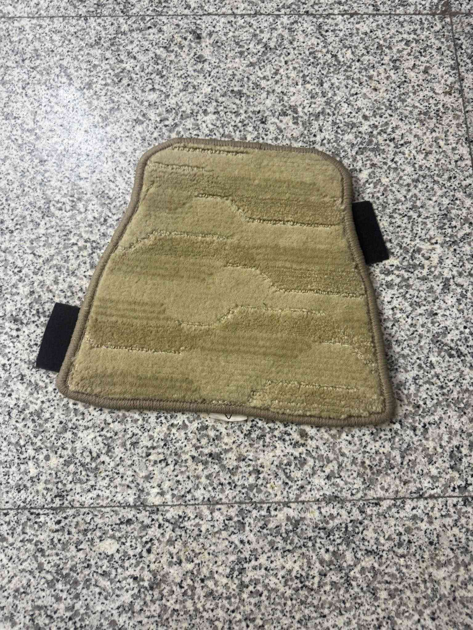 ارضيات برادو جديدة (بحالة الوكالة) للبيع للتواصل واتساب *********** بغداد, العراق
